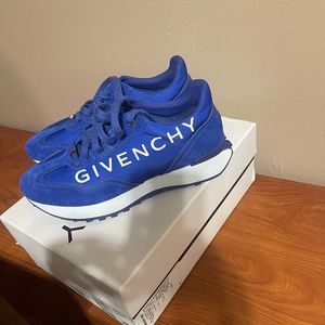 Givenchy sneakers (great condition,worn once)